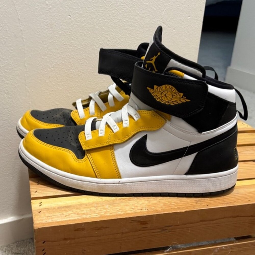 Jordan Men's Black, Yellow, and White Sneakers with Velcro strap